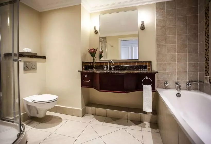 Avani Windhoek Hotel & Casino