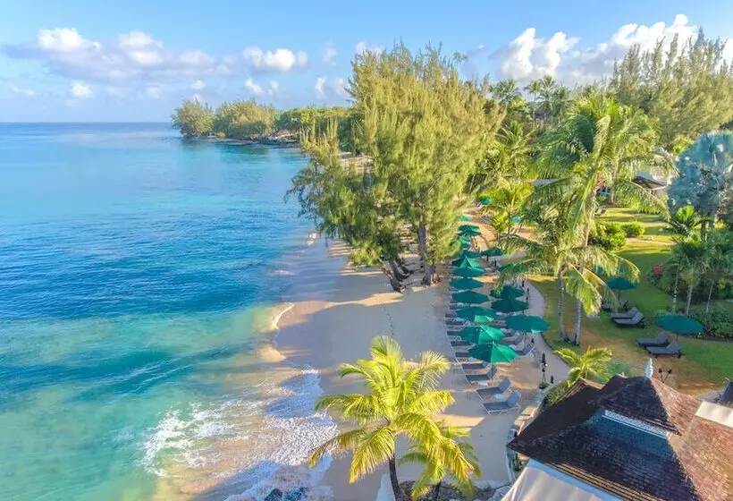 هتل Coral Reef Club