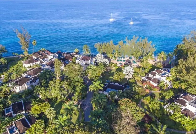 هتل Coral Reef Club