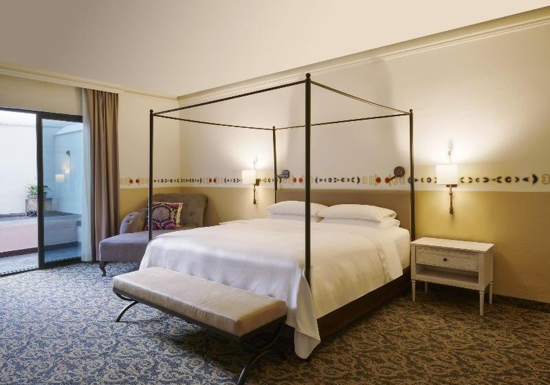 בית מלון כפרי Fiesta Americana Hacienda Galindo Resort & Spa