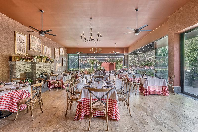 בית מלון כפרי Fiesta Americana Hacienda Galindo Resort & Spa