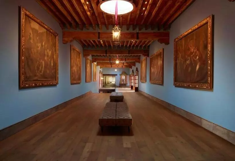 Otel Fiesta Americana Hacienda Galindo Resort & Spa