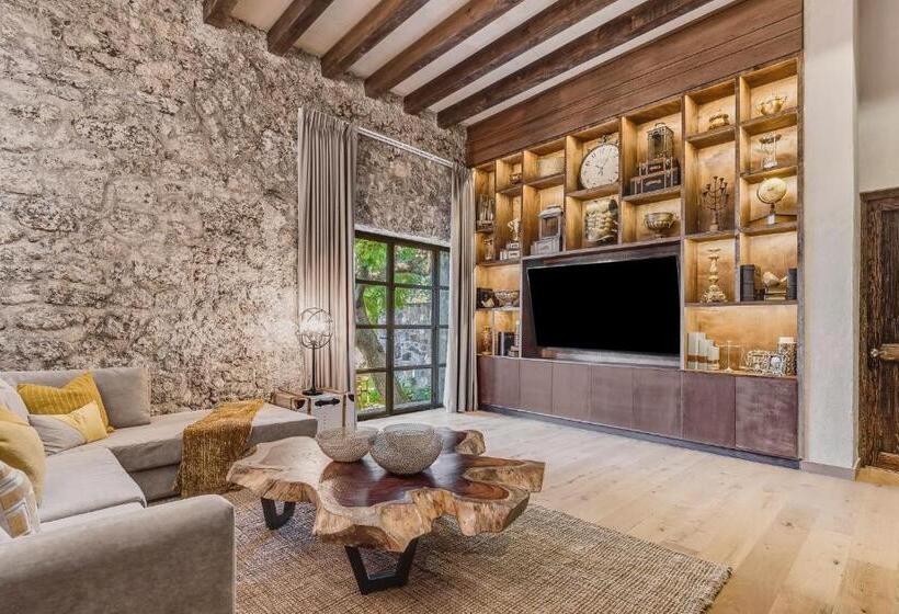 בית מלון כפרי Fiesta Americana Hacienda Galindo Resort & Spa