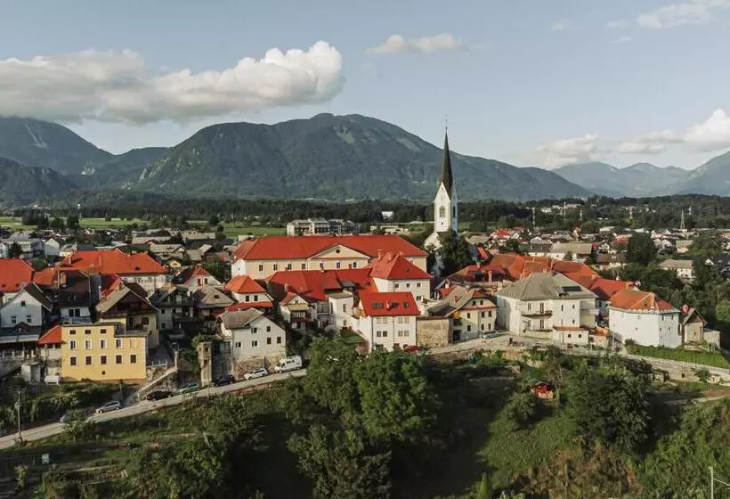 ホテル Grajski Dvor