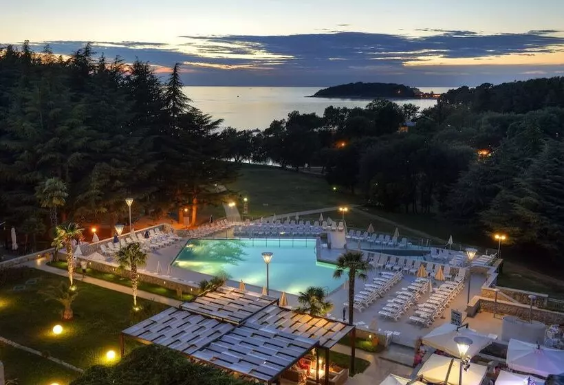 Отель Mediteran Plava Laguna