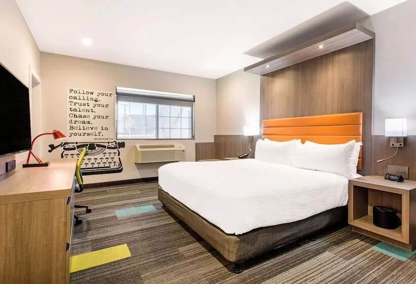 هتل Rodeway Inn Near Melrose Ave