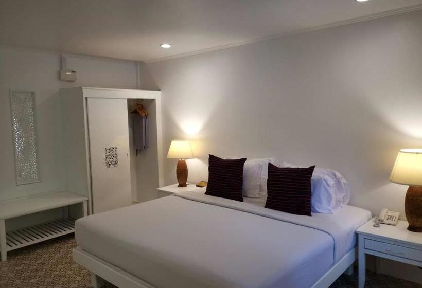 酒店 Sabai Resort Pattaya