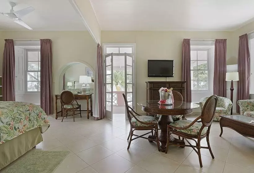 Hotel Southern Palms Beach Club