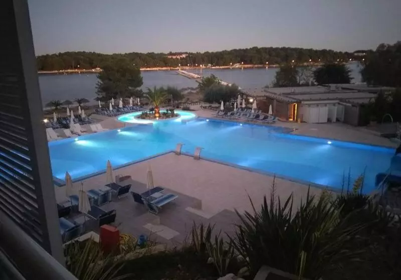 هتل Isabella Island Resort Valamar Collection