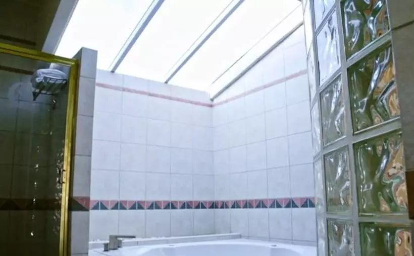 استراحتگاه Accra Beach Hotel & Spa