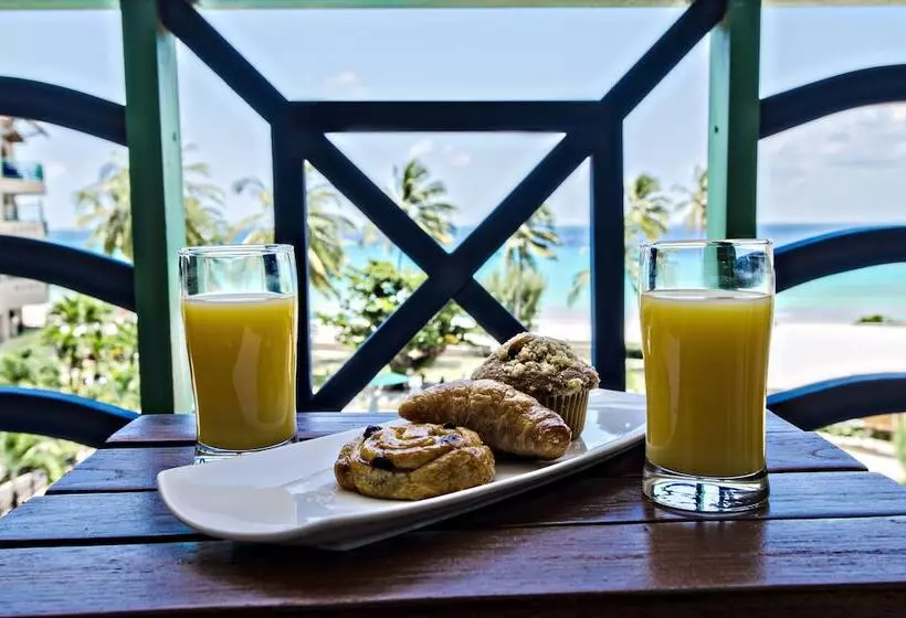 استراحتگاه Accra Beach Hotel & Spa