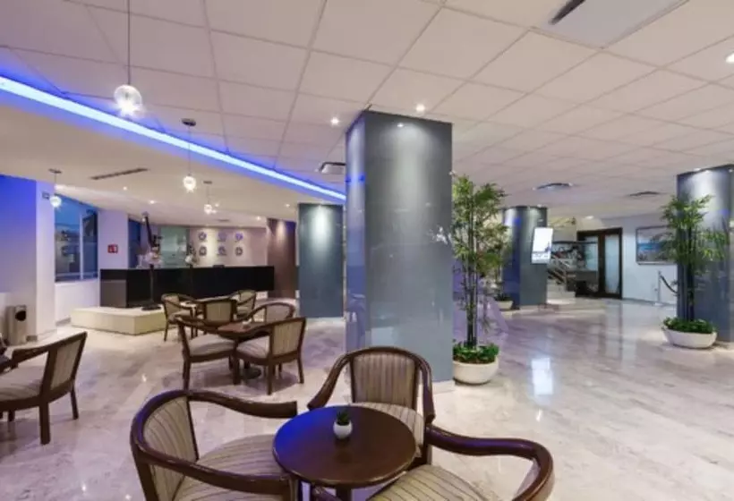 Отель El Conquistador Del Paseo De Montejo