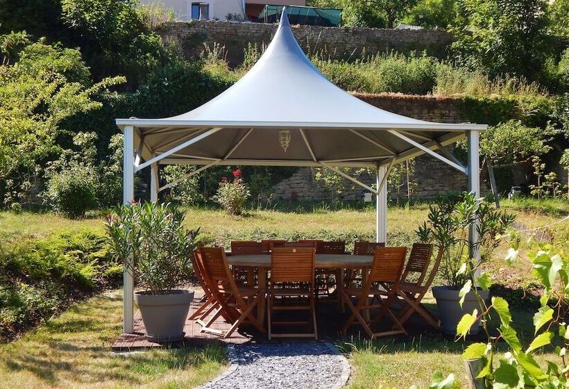 فندق Hôtel Aster Restaurant Aux Arcades