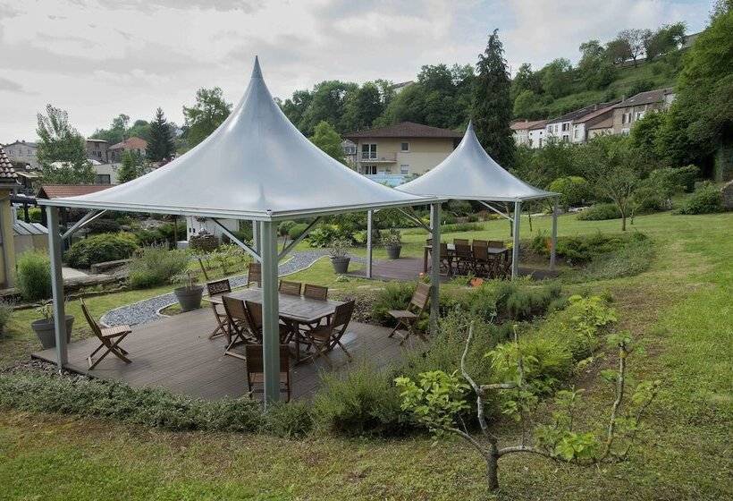 فندق Hôtel Aster Restaurant Aux Arcades