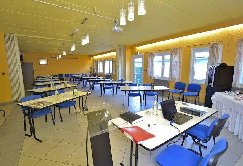 호텔 Hôtel Aster Restaurant Aux Arcades