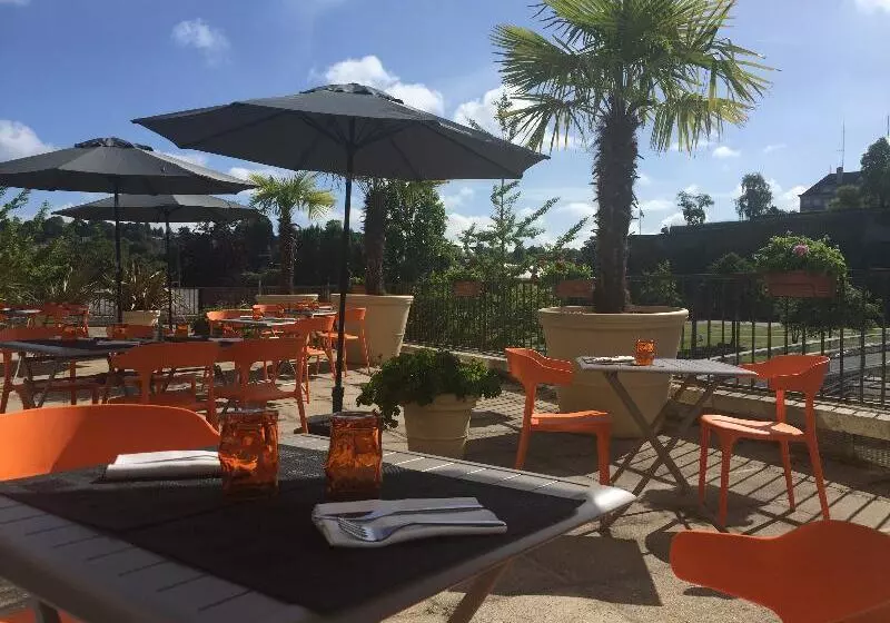 호텔 Hôtel Mercure Saintlô Centre