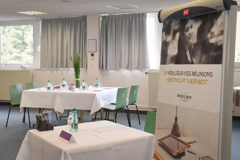 호텔 Hôtel Mercure Saintlô Centre