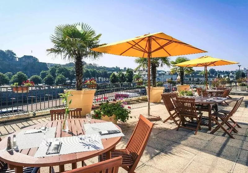 호텔 Hôtel Mercure Saintlô Centre