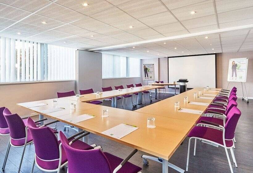 هتل Ibis Styles Evry Lisses