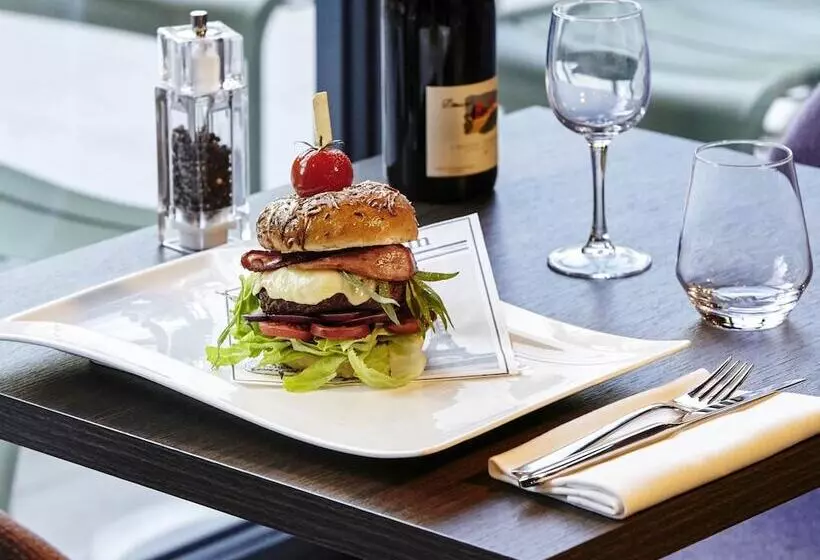 ホテル Ibis Styles Evry Lisses