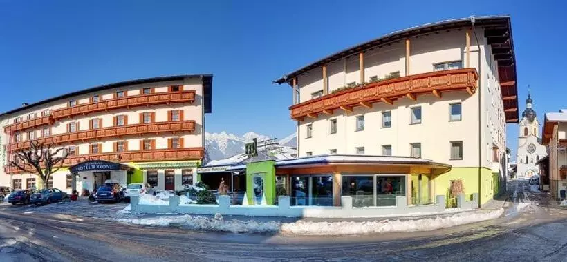 ホテル Krone