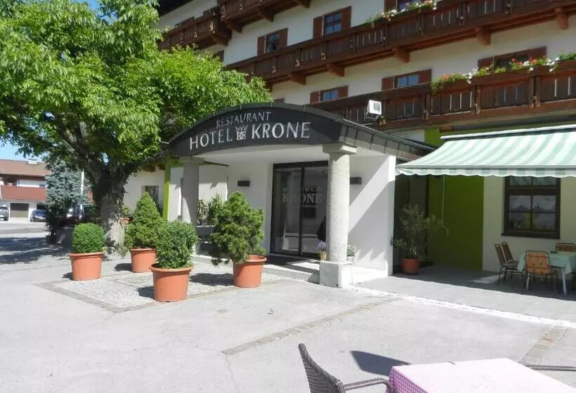 ホテル Krone