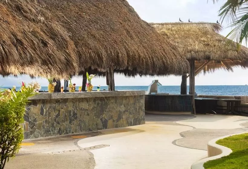 ホテル Las Palmas By The Sea All Inclusive