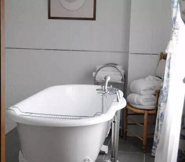 ホテル Auberge Bretonne