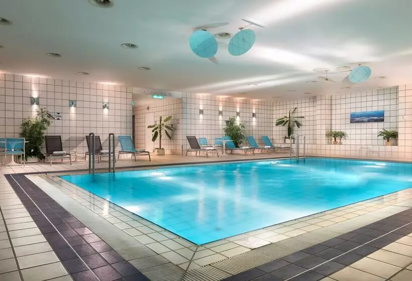 هتل Holiday Inn Berlin City West, An Ihg