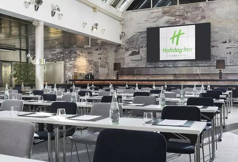هتل Holiday Inn Berlin City West, An Ihg