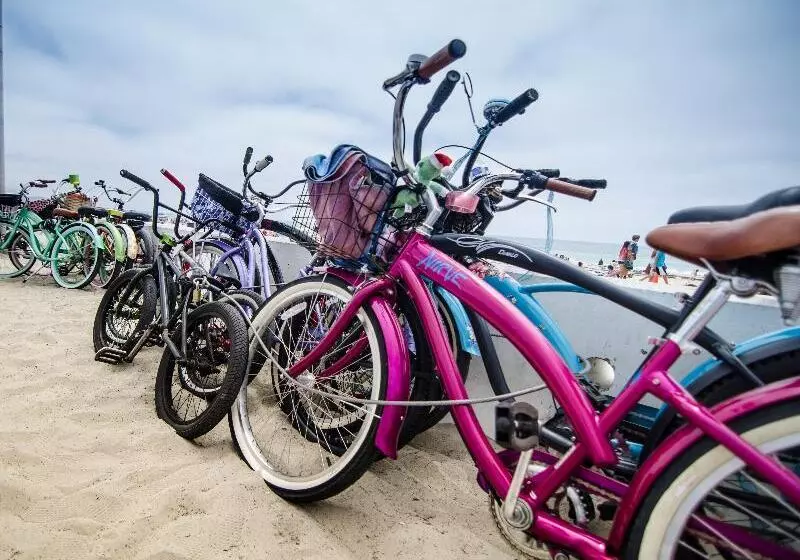 בית מלון כפרי Ocean Park Inn