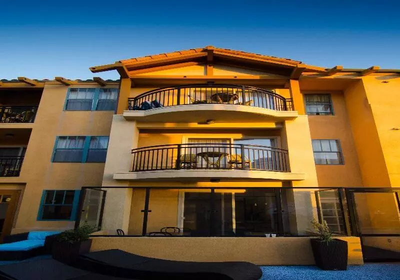 בית מלון כפרי Ocean Park Inn