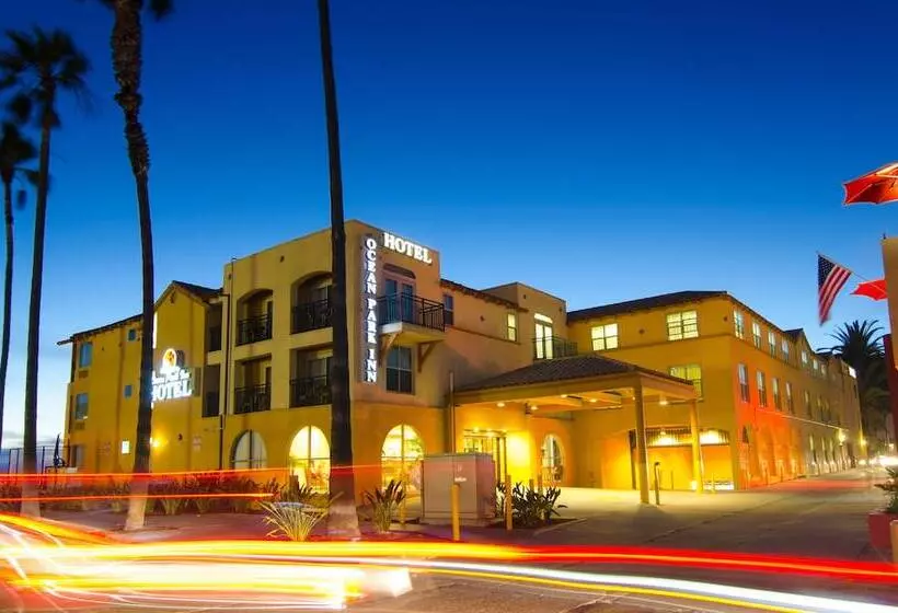 בית מלון כפרי Ocean Park Inn