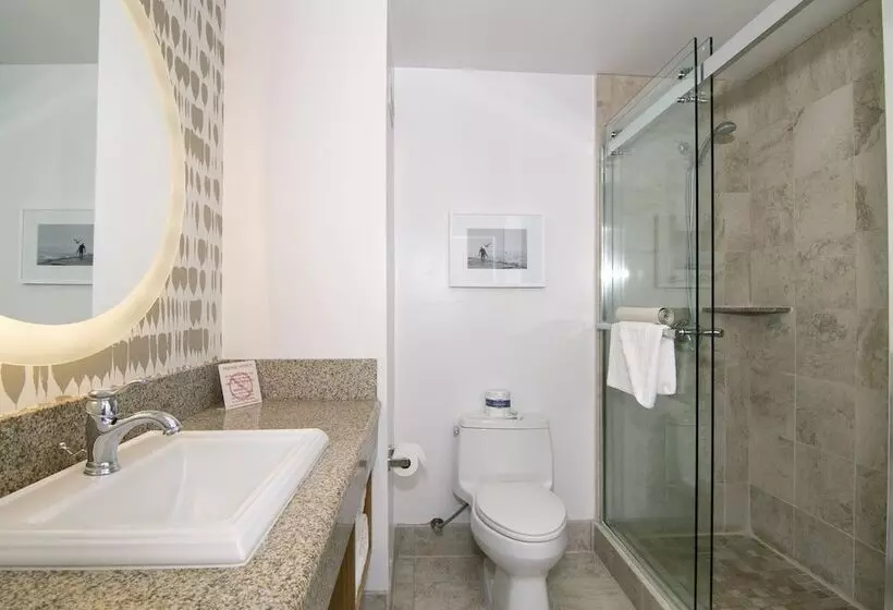 בית מלון כפרי Ocean Park Inn