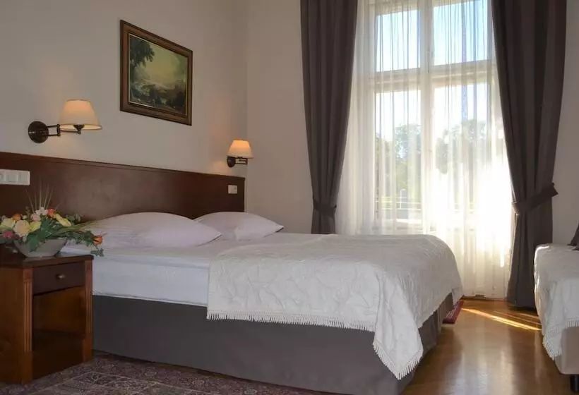 בית מלון כפרי Polonia