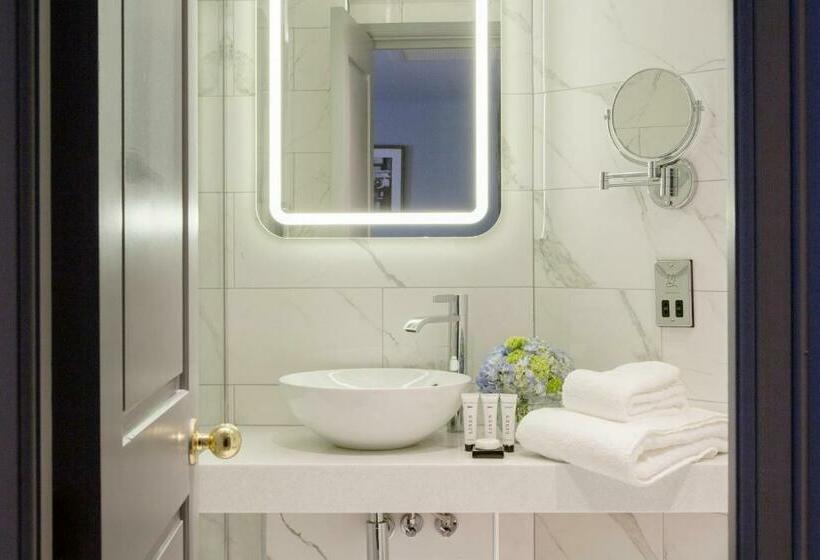 هتل The Davenport