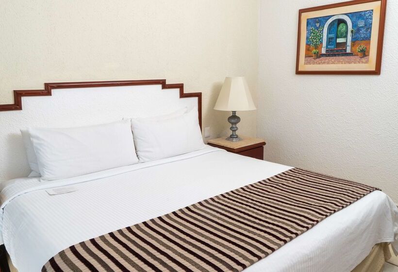 استراحتگاه Emporio Ixtapa With Optional All Inclusive