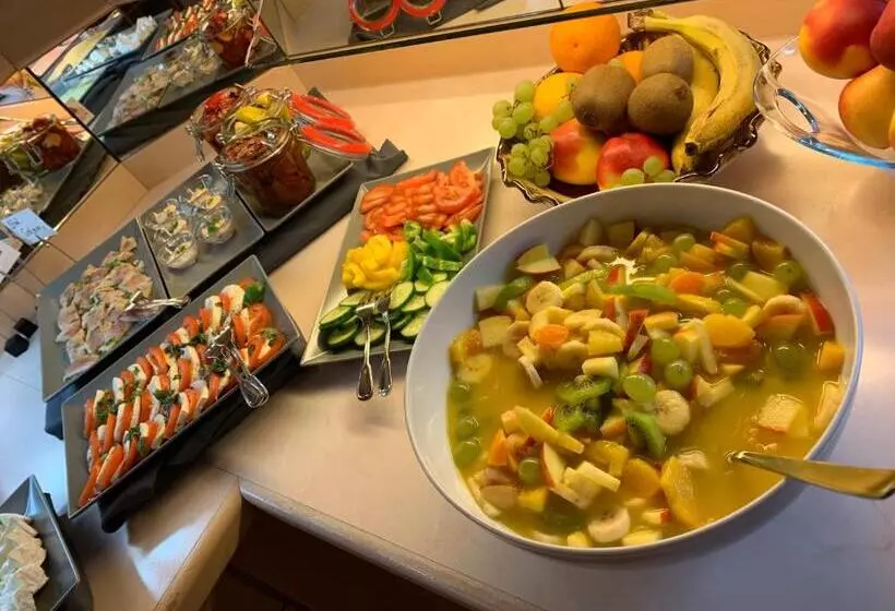 ホテル Garni Rebgarten