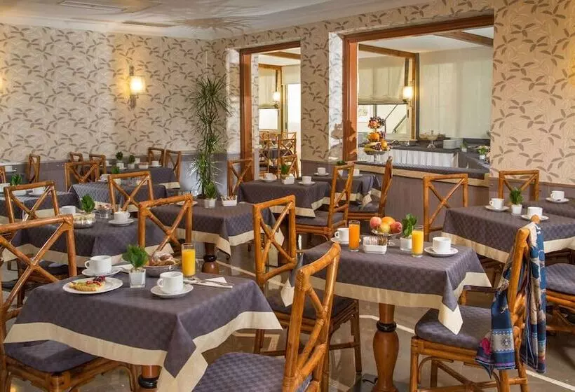 Santa Costanza By Omnia Hotels