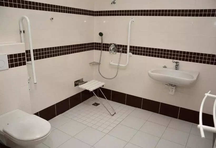 酒店 Zámek Velká Bystřice