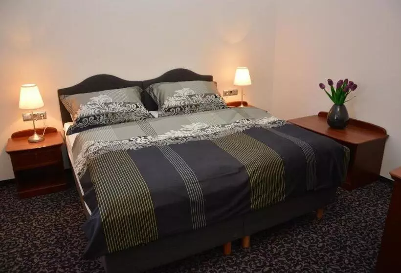 酒店 Zámek Velká Bystřice