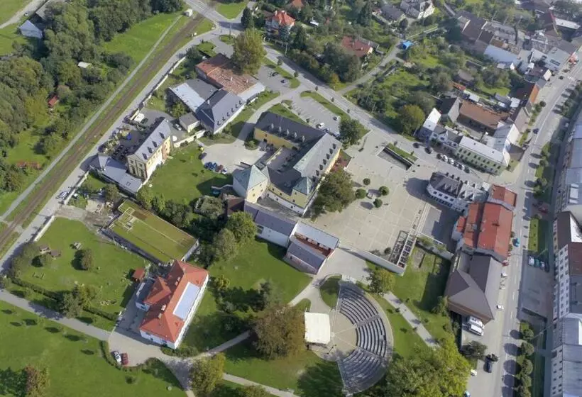 酒店 Zámek Velká Bystřice