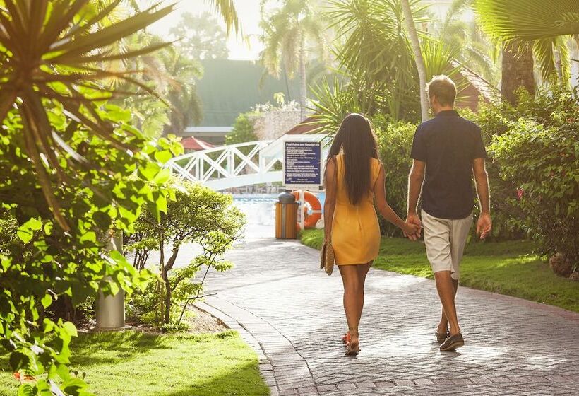 Sonesta Maho Beach All Inclusive Resort Casino & Spa