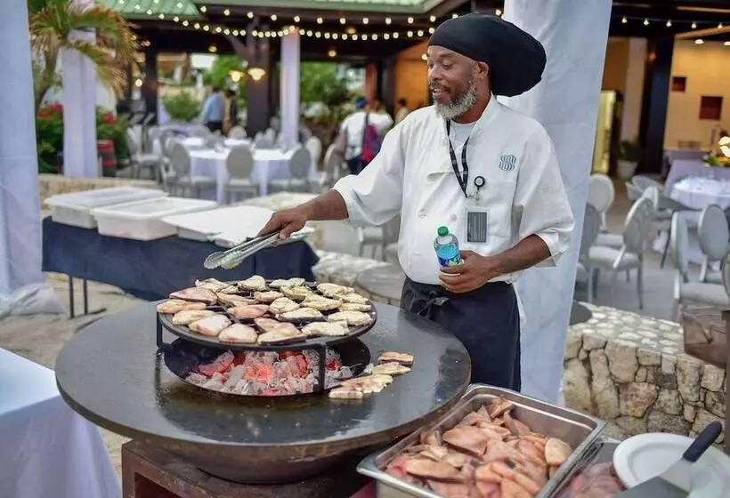 Sonesta Maho Beach All Inclusive Resort Casino & Spa