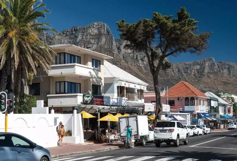 Отель Place On The Bay