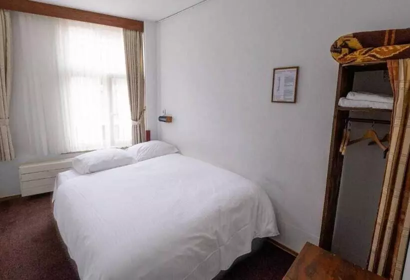 Отель Ben Centre