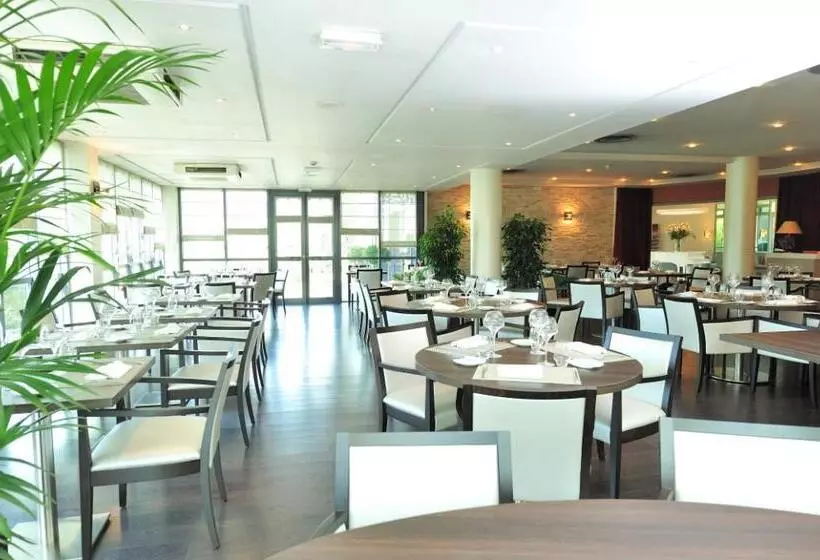 هتل Best Western Plus Evreux Palais Des Congrès