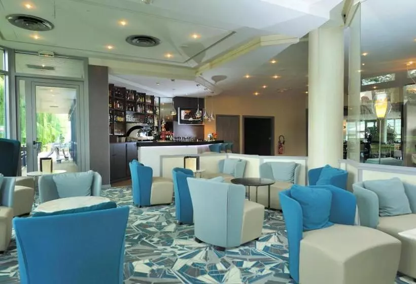 هتل Best Western Plus Evreux Palais Des Congrès