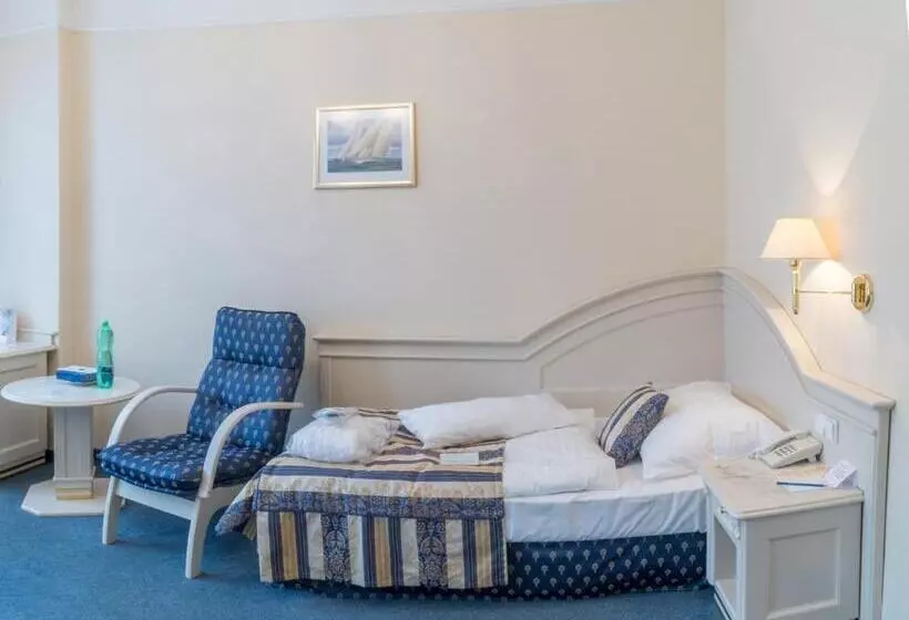 Ensana Hotel Pacifik