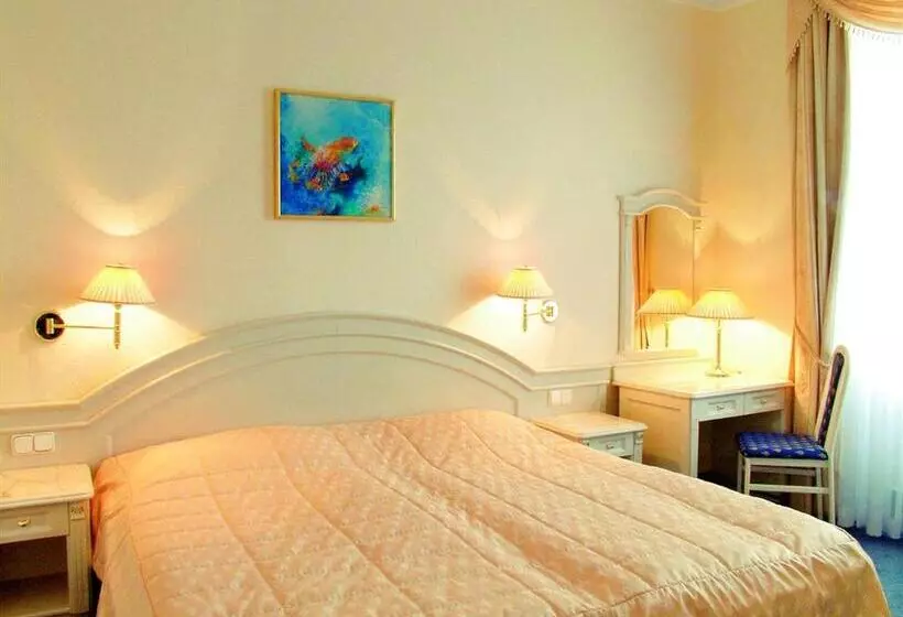 Ensana Hotel Pacifik